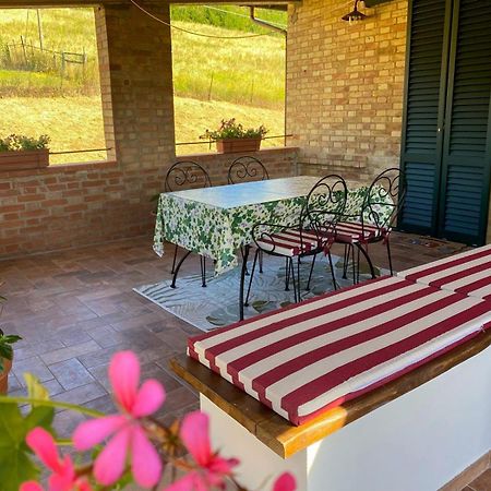 I Due Cipressi Guest House Torrenieri ห้อง รูปภาพ