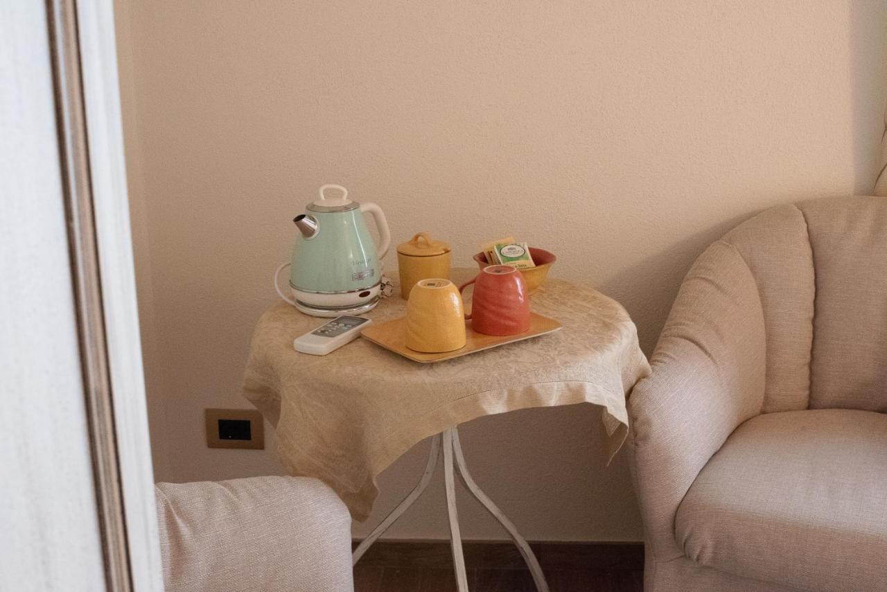 I Due Cipressi Guest House Torrenieri ภายนอก รูปภาพ