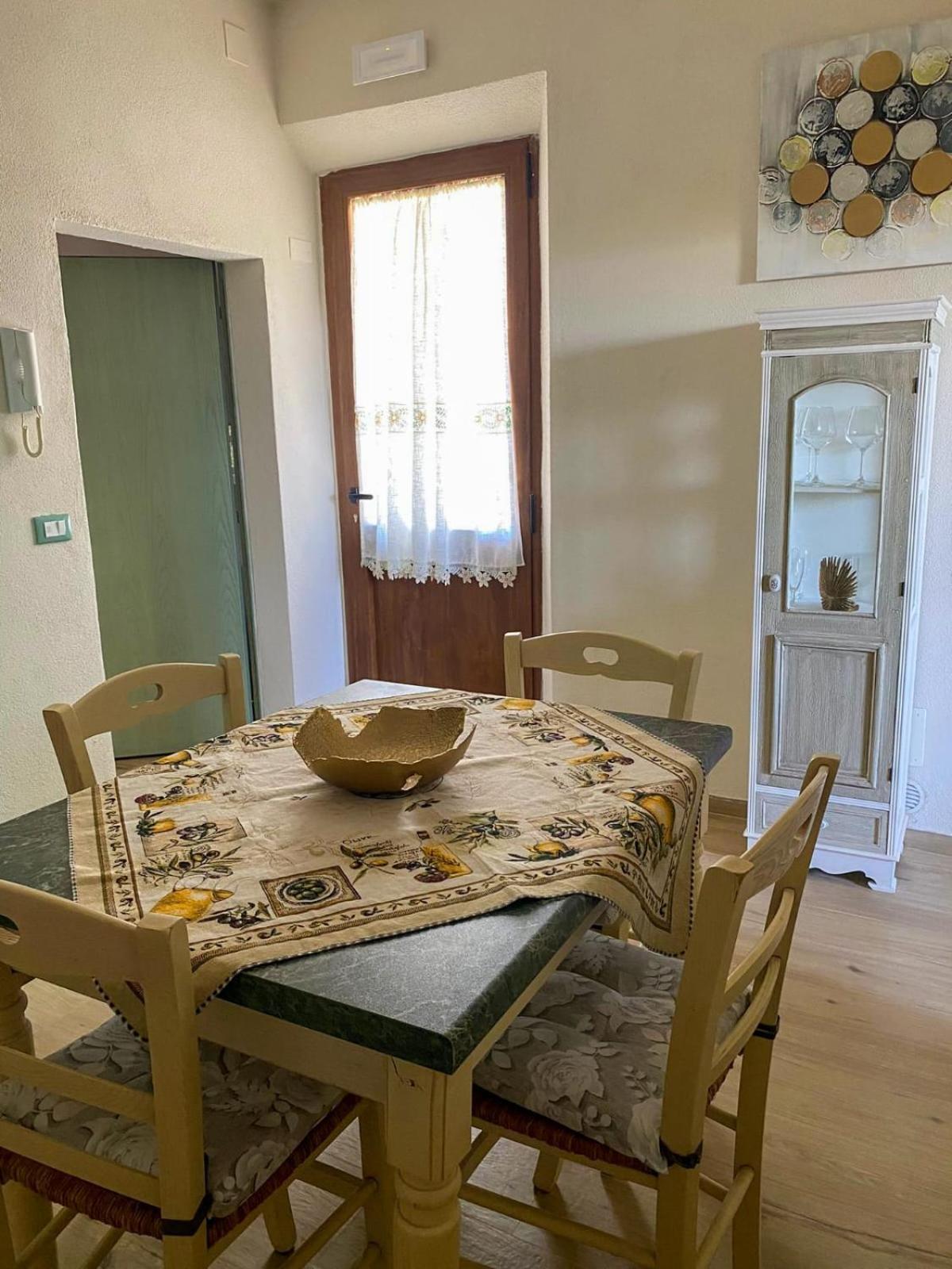 I Due Cipressi Guest House Torrenieri ภายนอก รูปภาพ