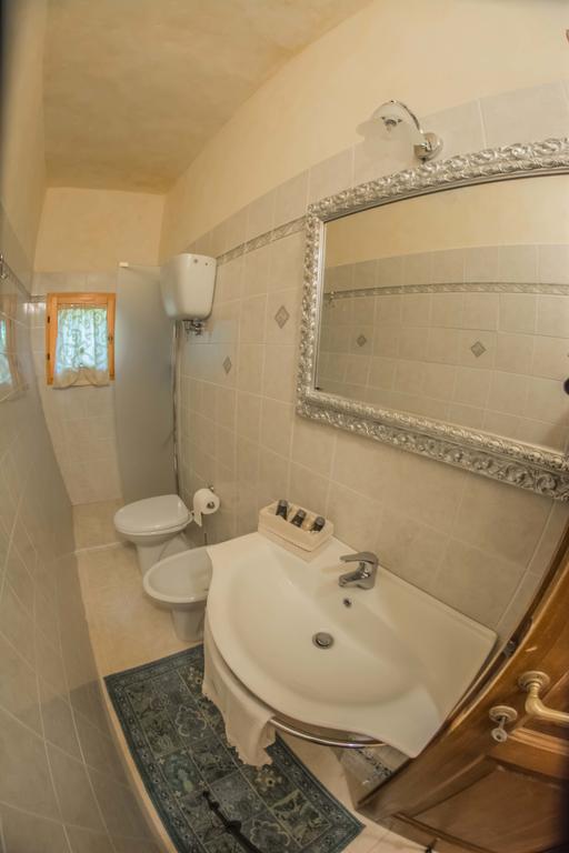 I Due Cipressi Guest House Torrenieri ภายนอก รูปภาพ